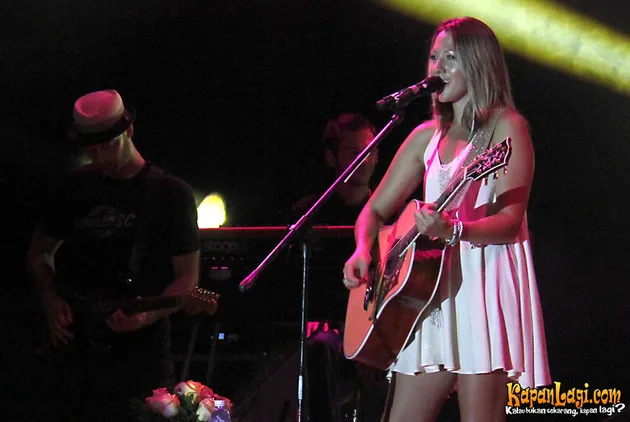 Colbie Caillat