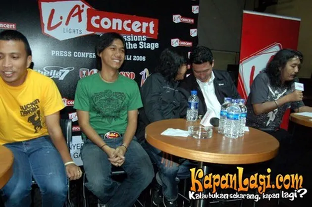 Konser LA Lights