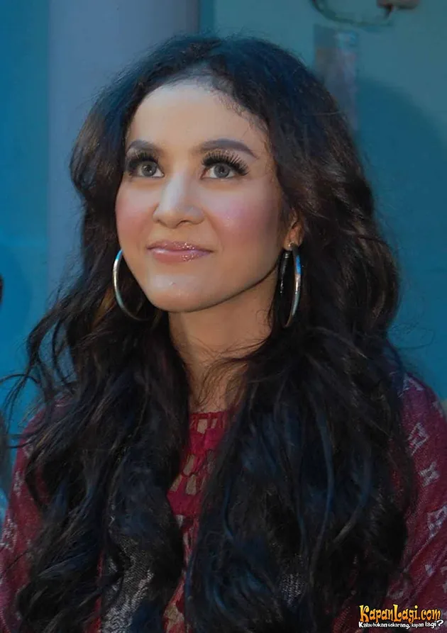 Cynthiara Alona