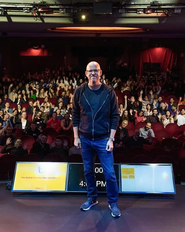 Daniel Ek hadiri acara di kampung halaman