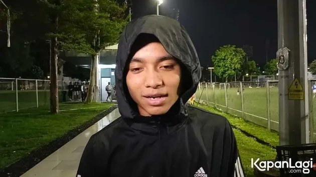 Pacar Betrand Peto di Kampus