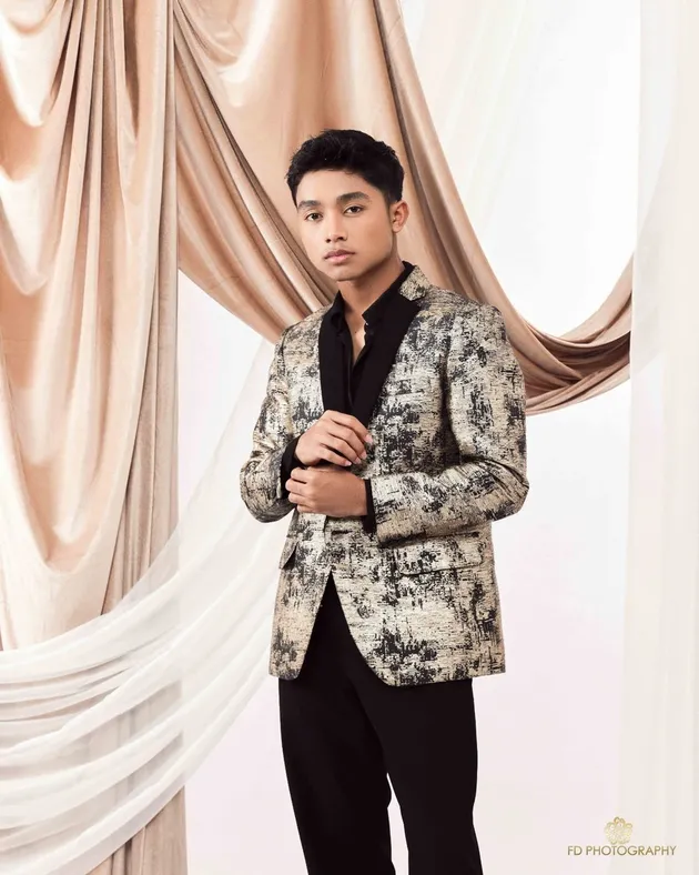 Pacar Betrand Peto di Kampus