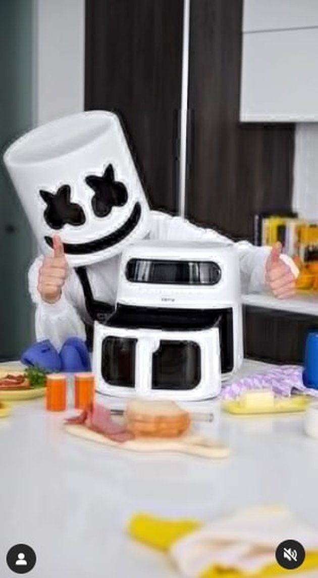 From DJ EDM to Full Time Chef, Here are 8 Appearances of DJ Marshmello Now