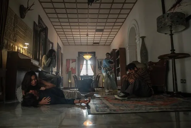 Syuting film abadi nan jaya