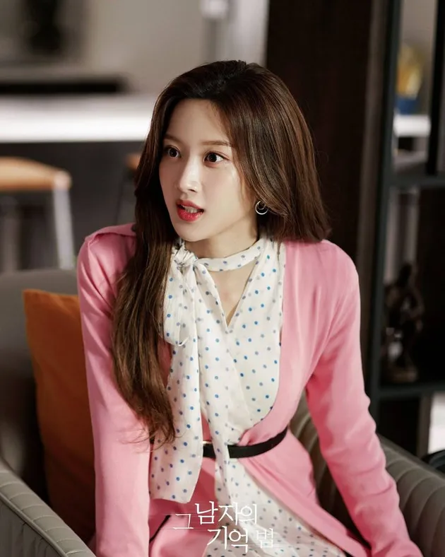 Fashion Outfits Aktris Korea