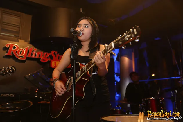 Dheandra Adelina