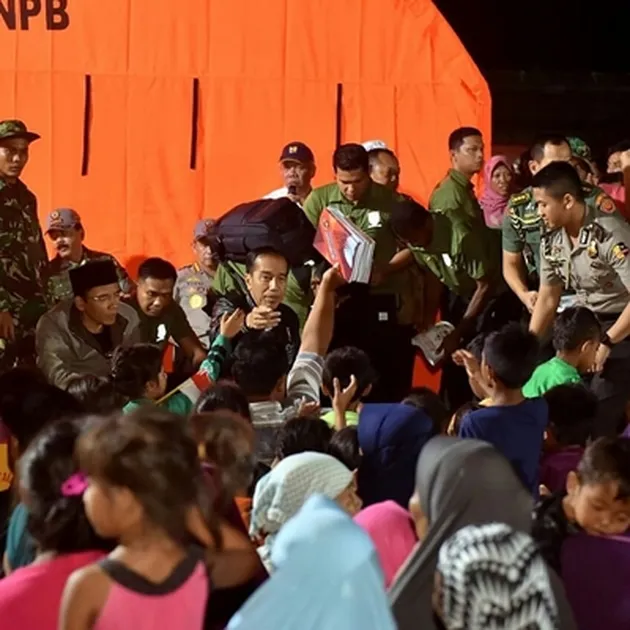 lombok, gempa lombok, bencana gempa lombok, jokowi ke lombok