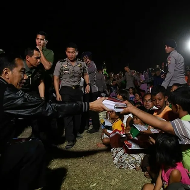 lombok, gempa lombok, bencana gempa lombok, jokowi ke lombok