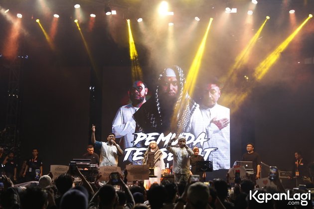 Youth Pemuda Tersesat Music's Debut at the First 6-Day Festival, Inviting Selawat and Roasting Aldi Taher
