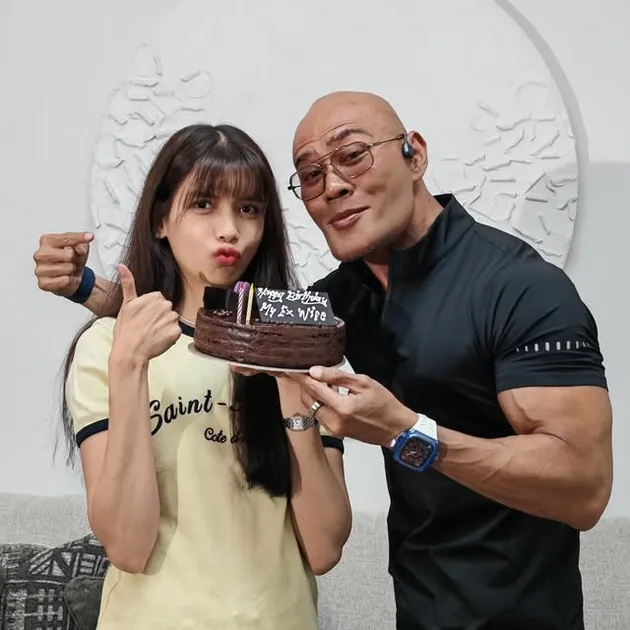 Sabrina ultah ke-33 dirayakan deddy corbuzier