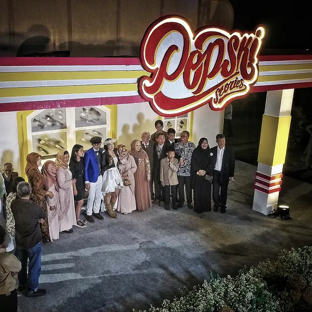 pernikahan Poppy Sovia