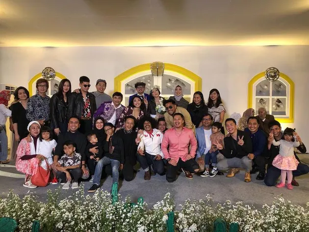 pernikahan Poppy Sovia