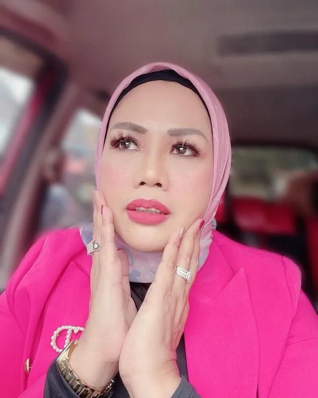 Elly Sugigi Jual Ginjal Perjuangan