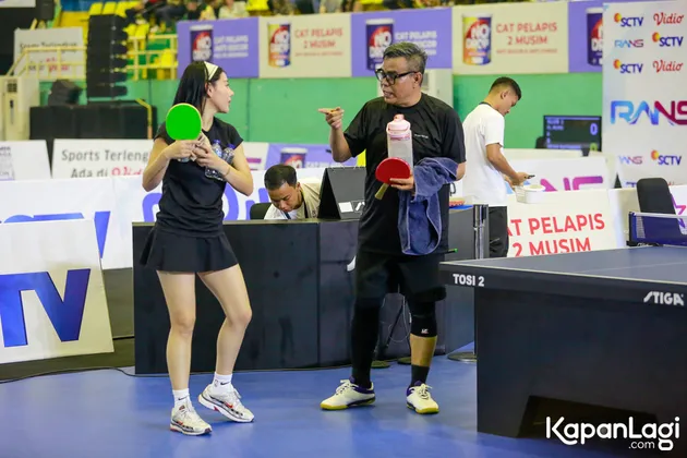 Wendy Walters Tanding Tenis Meja