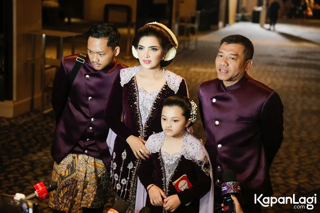 Tamu Acara 7 Bulanan Aurel Hermansyah