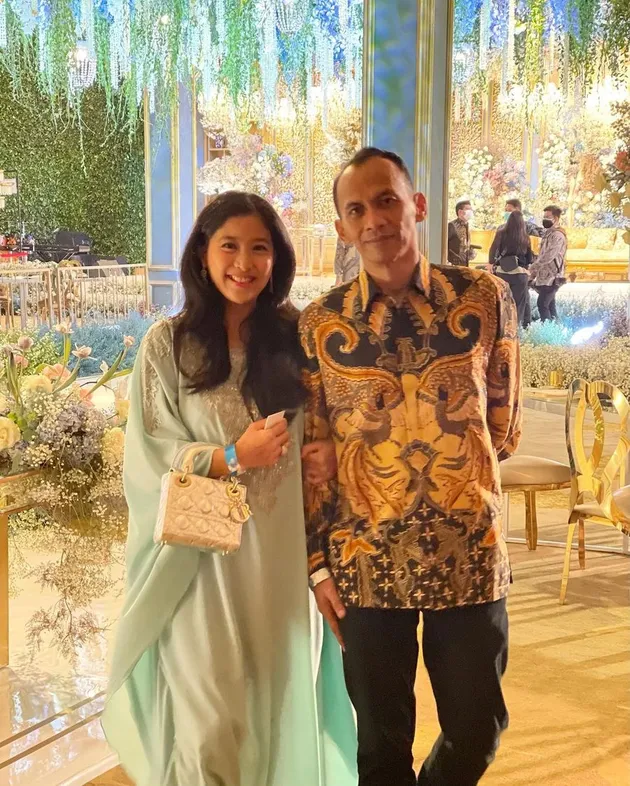 Artis yang Menikah Dengan Non Artis