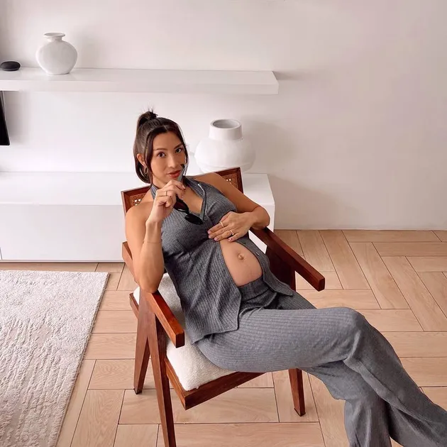 Baby Bump Jennifer Bachdim