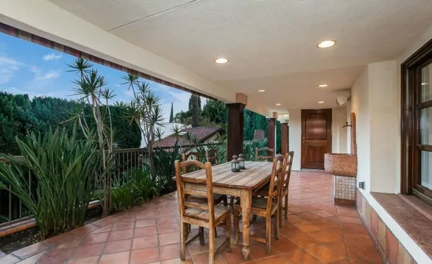 charlie puth, rumah charlie puth, rumah mewah charlie puth, harga rumah selebriti, rumah selebriti
