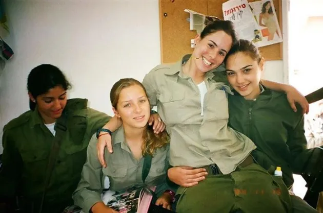 foto seleb, foto seleb sebelum terkenal, foto seleb hollywood, foto unik