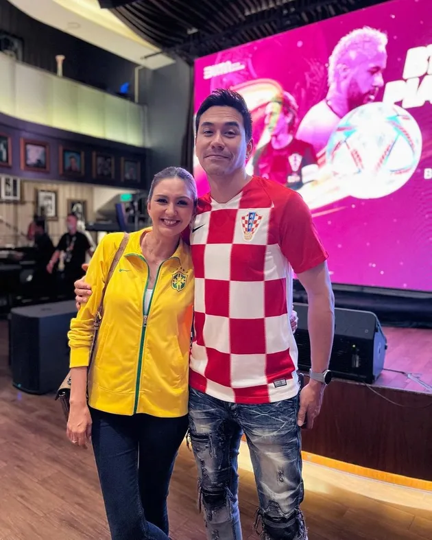 Gaya Sporty Donna Agnesia