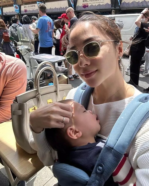 Nikita Willy's Parenting Styles That Are in the Spotlight, Starting from Not Believing in Myths to Letting the Baby Sleep Alone