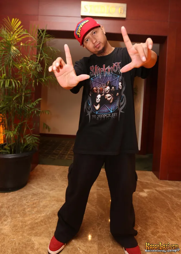 COMIC 8: CASINO KINGS