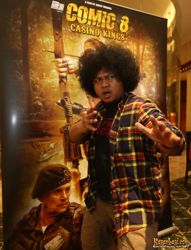 COMIC 8: CASINO KINGS