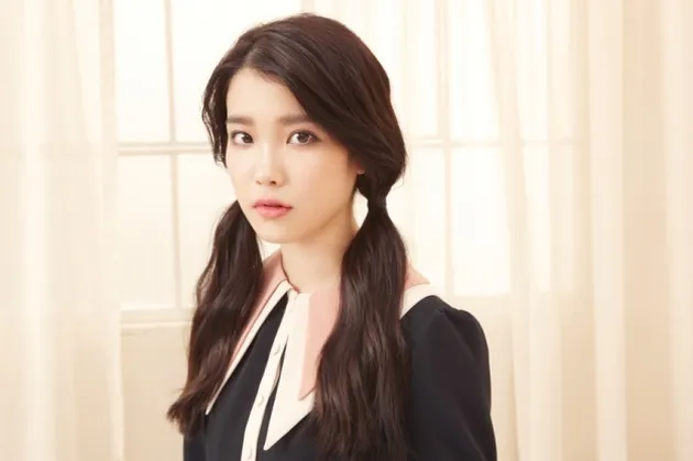 IU