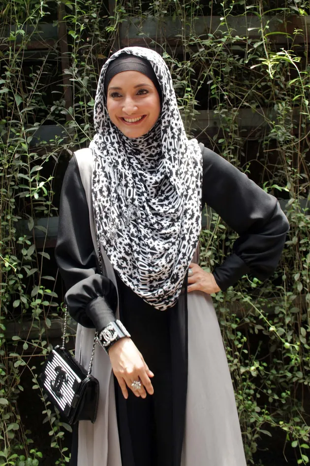 artis indonesia berhijab