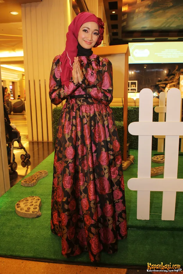 artis indonesia berhijab