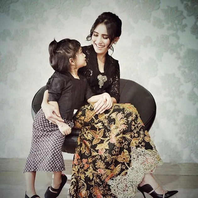 Ayu Ting Ting - Bilqis Khumairah Razak