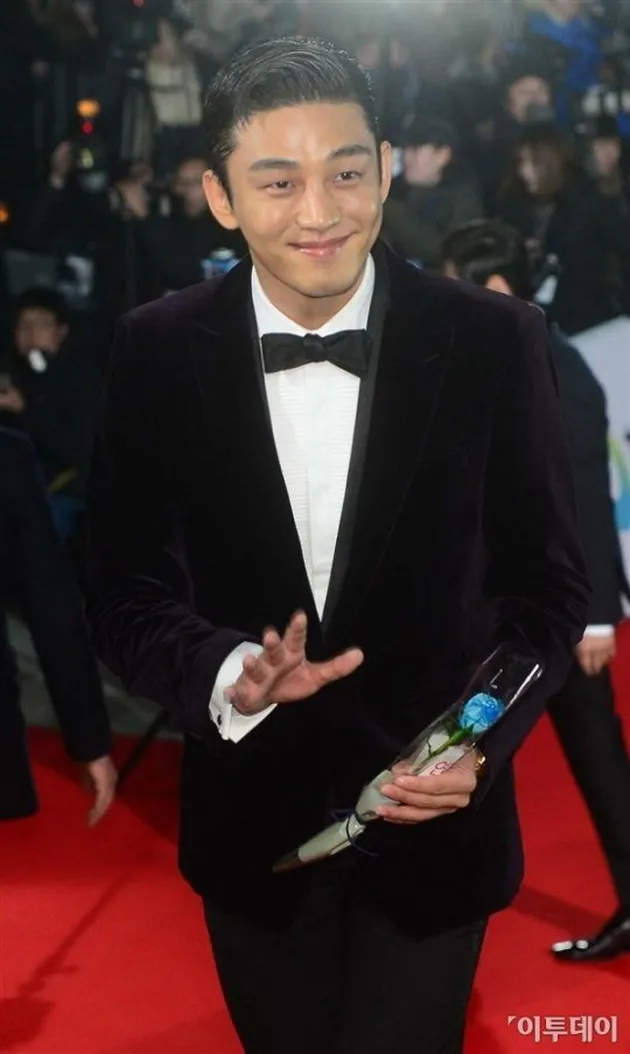 Red Carpet Blue Dragon Awards