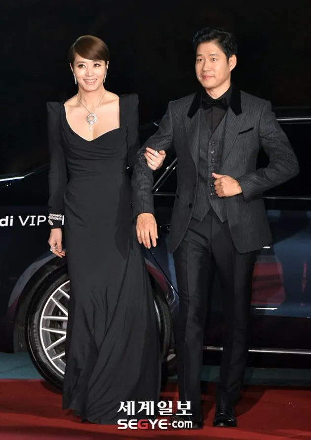 Red Carpet Blue Dragon Awards