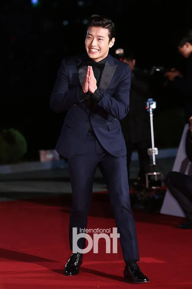 Red Carpet Blue Dragon Awards