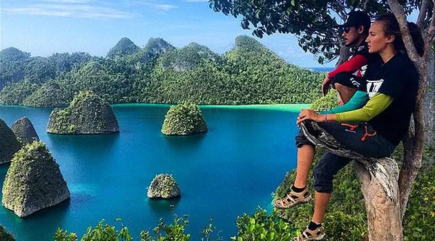 liburan selebriti, liburan ke raja ampat, selebriti yang liburan ke raja ampat