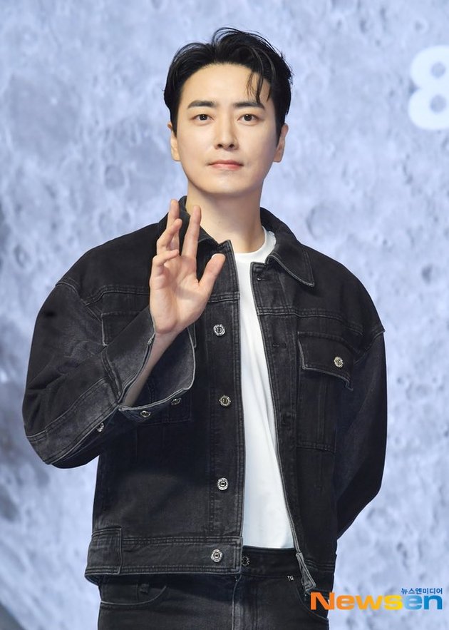 Lineup of Korean Celebrities Attend D.O. EXO's 'THE MOON' Film Premiere, Kim Woo Bin Called 'The Most Kyungsoo'