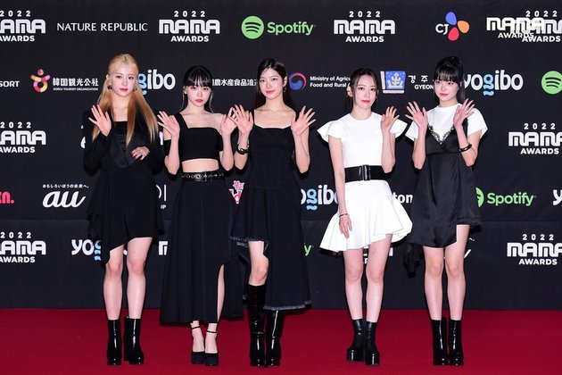 Lineup of Female Celebrities on the Red Carpet of MAMA 2022 Day 1, Only a Few Dared to Stand Out