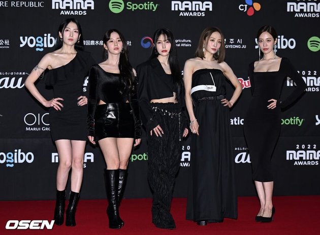 Lineup of Female Celebrities on the Red Carpet of MAMA 2022 Day 1, Only a Few Dared to Stand Out