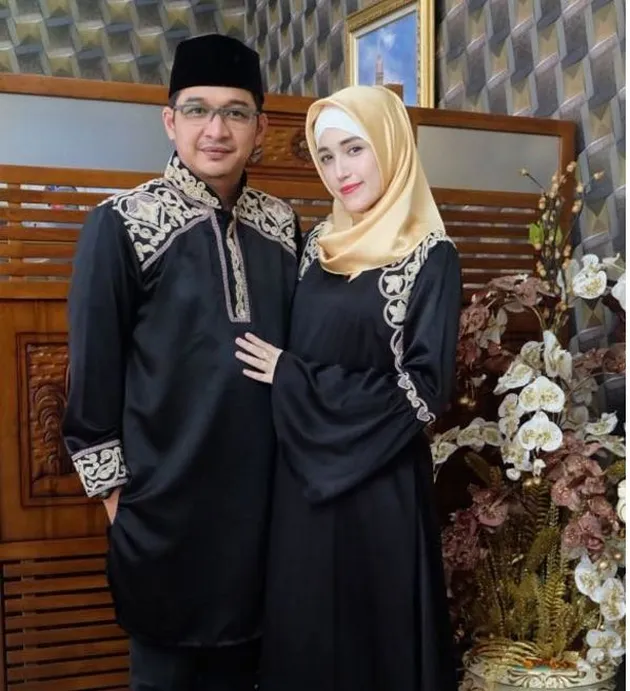 seleb melahirkan, seleb hamil, selebriti indonesia hamil