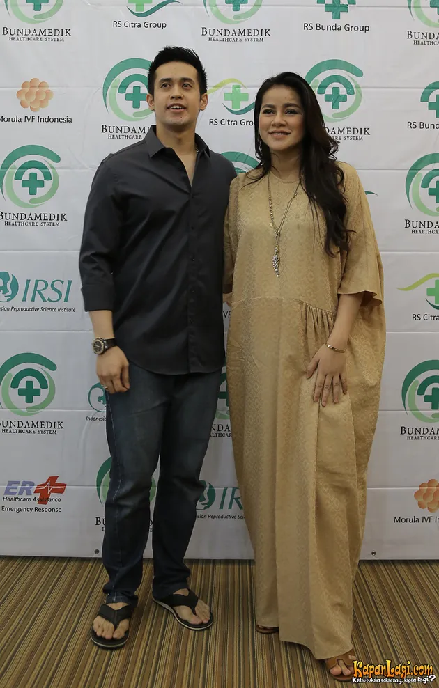 selebriti nikahi brondong