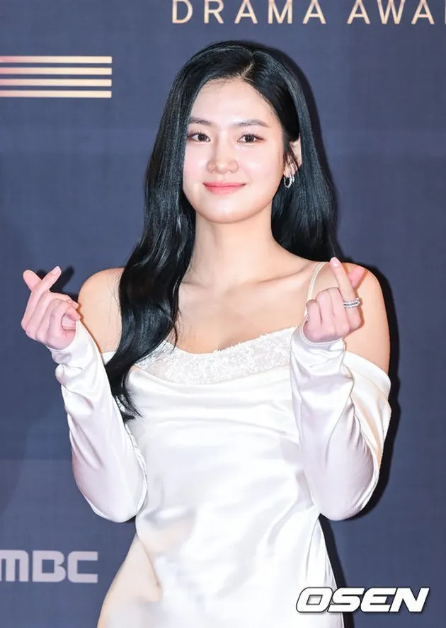 Deretan Selebritis Korea yang Dirumorkan Pacaran Tapi Membantah