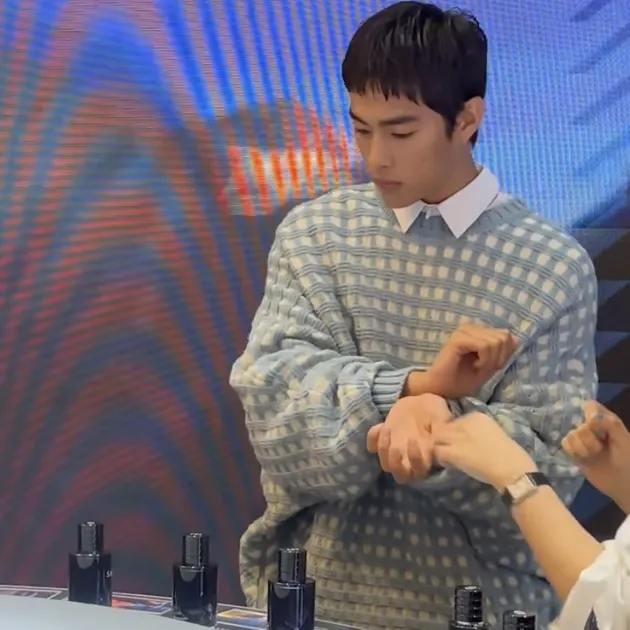 K-pop idol Dior Sauvage Korea