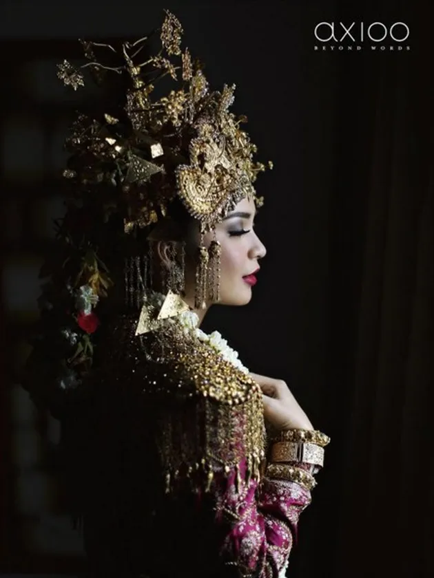 Baju Pengantin Putri Titian dan Junior Liem