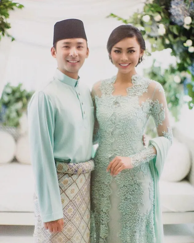 Pertunangan whulandary herman