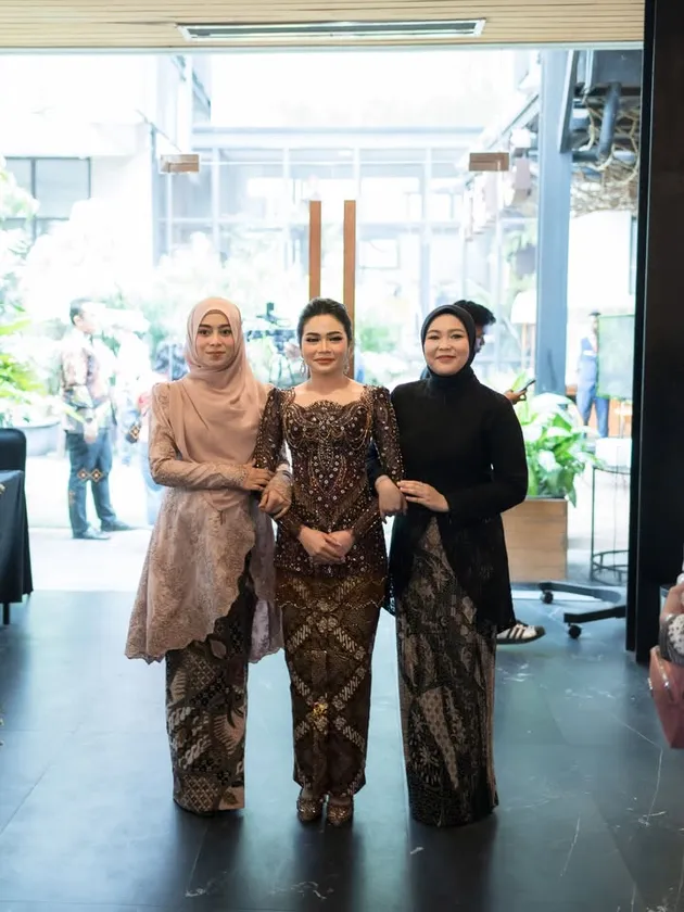 Potret tunangan Rara LIDA didampingi Lesti dan Selfi LIDA