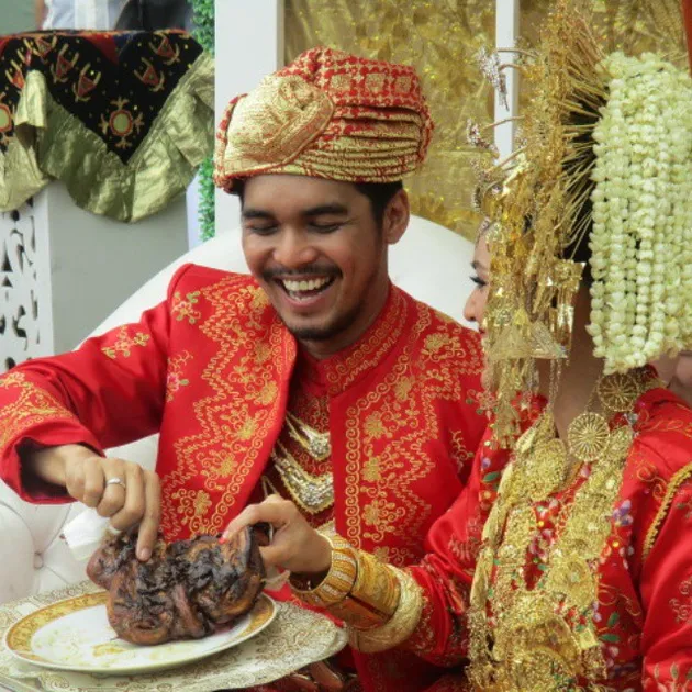 Mario Irwinsyah - Ratu Dewi Anandita