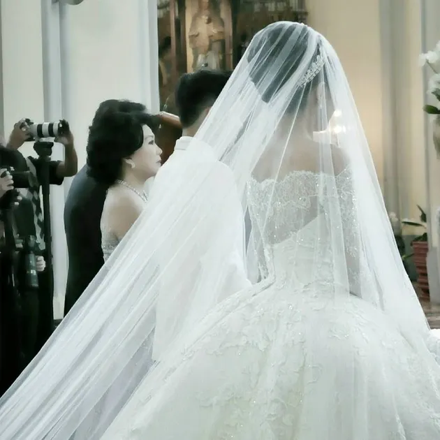 Chelsea Olivia &amp; Glenn Alinskie