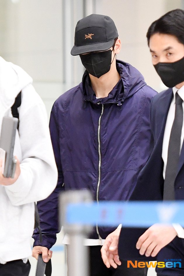 Moments of Cha Eun Woo's Return to Korea After News of Moonbin's Death, Will Escort Friend to Final Resting Place