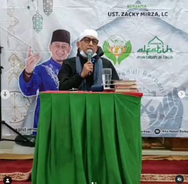 Ustaz Zacky Mirza rupanya tengah menjalani roadshow Ramadan keliling Sumatera.