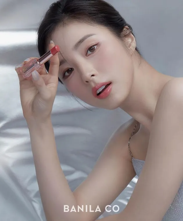 Shin Se Kyung rambut silver